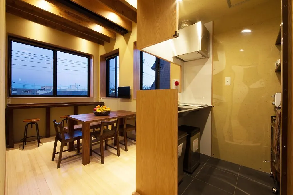 Zen Lodge Tokyo 0*,