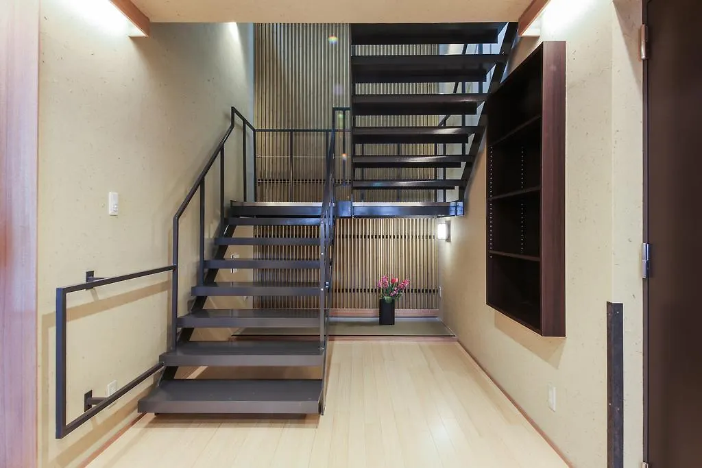 Zen Lodge Tokyo Apartment